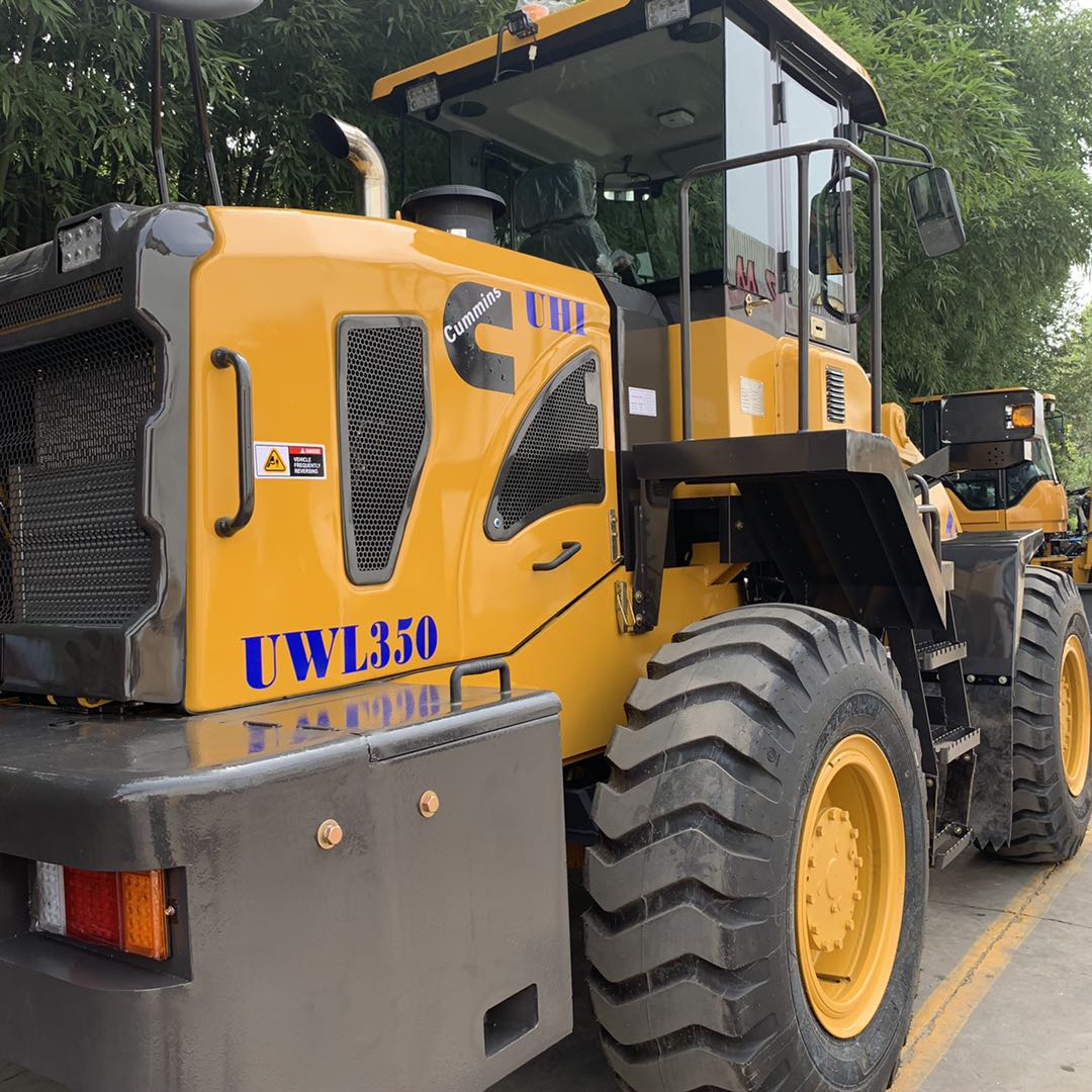 UHI Machinery Wheel Loader UWL350 Cummins 150HP 3500Kg Lift Reference