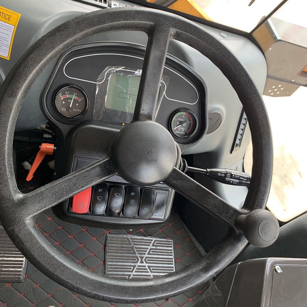 UHI Machinery Wheel Loader UWL350 Cummins 150HP 3500Kg Lift Reference