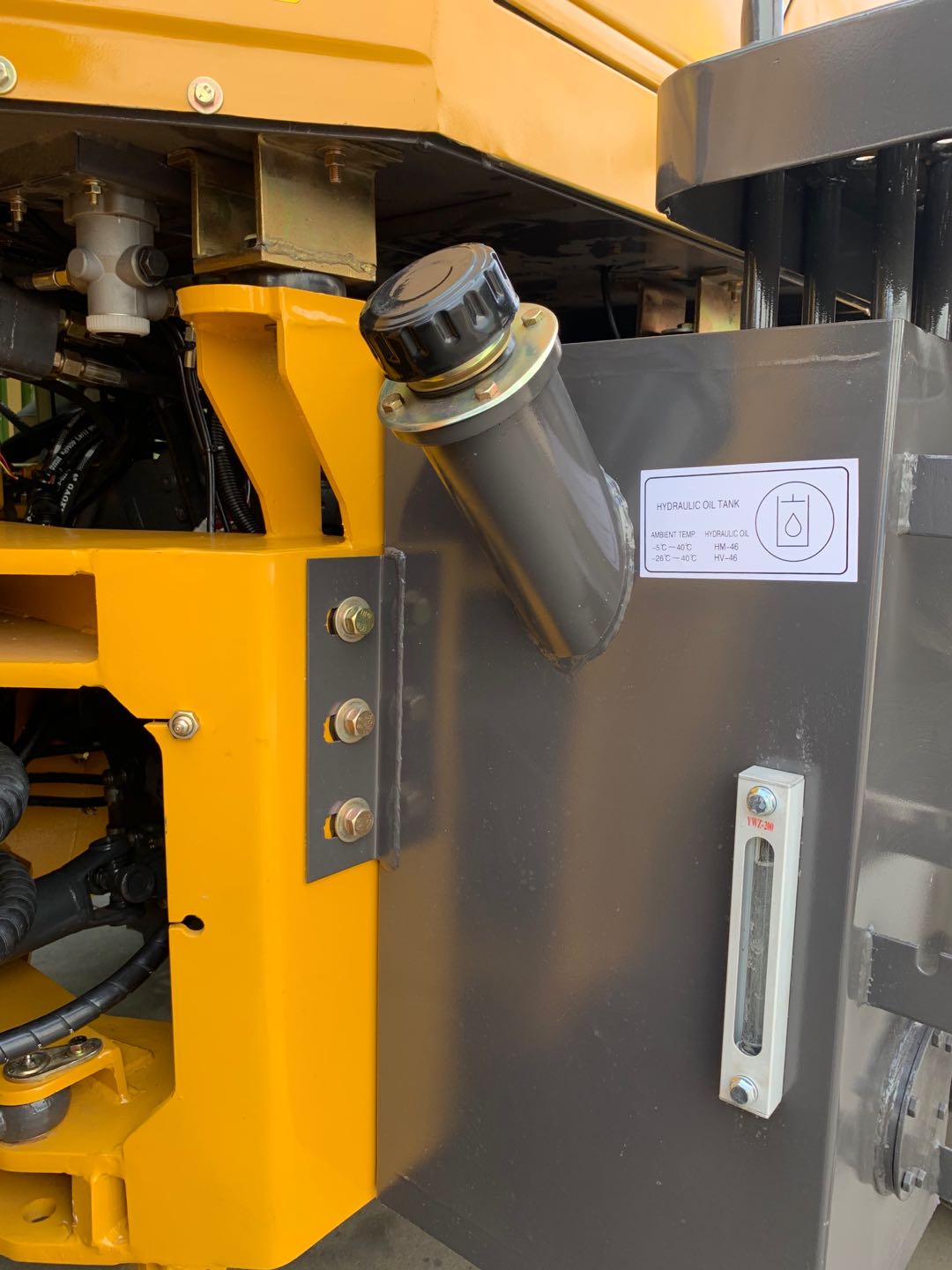 UHI Machinery UWL280 Wheel Loader 123HP Cummins 2.8T Lift Reference